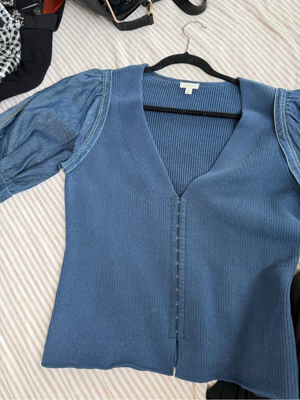 Pilcro Blue Ribbed V-Neck Top with Puff Denim Sleeves
